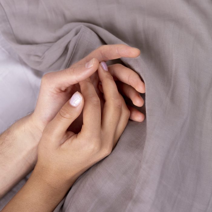 hermoso-momento-intimidad-pareja terapia psicológica online y tipos de terapia